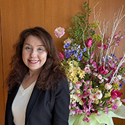 渡部 佳子(雅名：渡部 理佳)